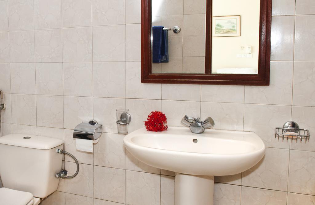 Hotel Sunflower Kataragama Room photo