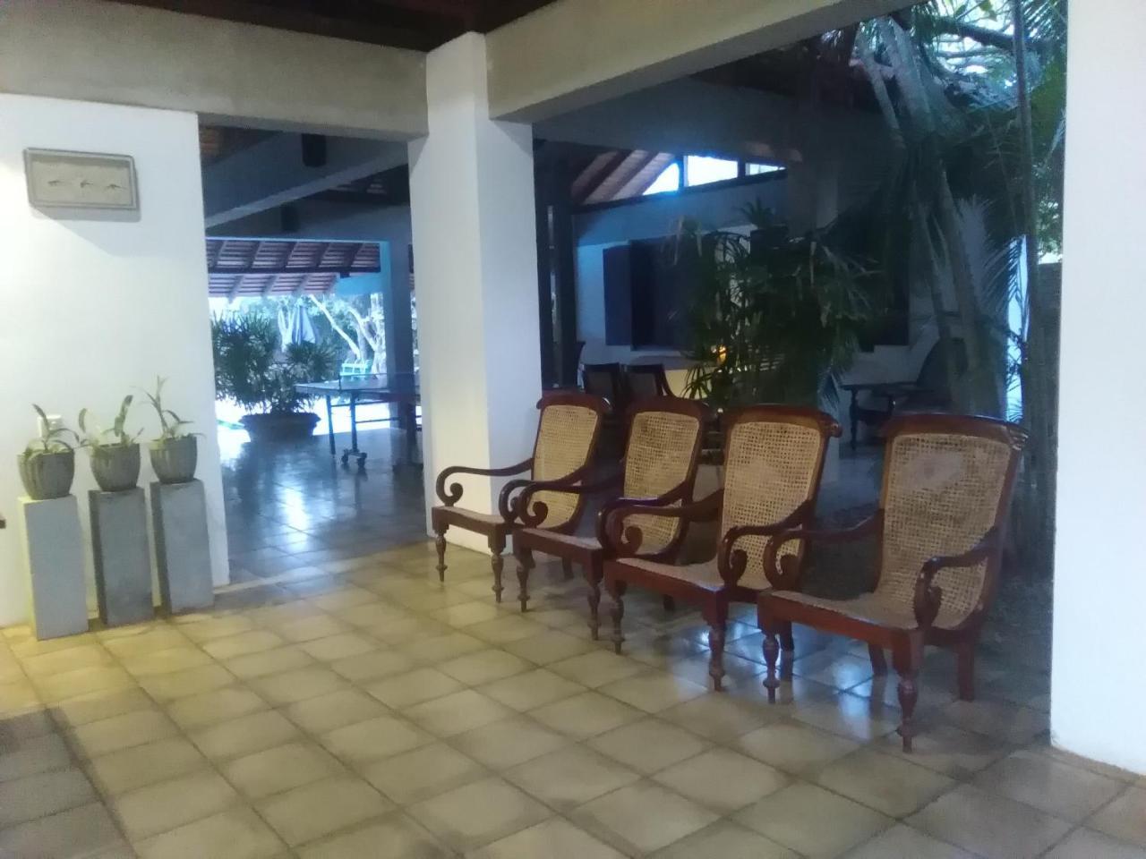 Hotel Sunflower Kataragama Exterior photo